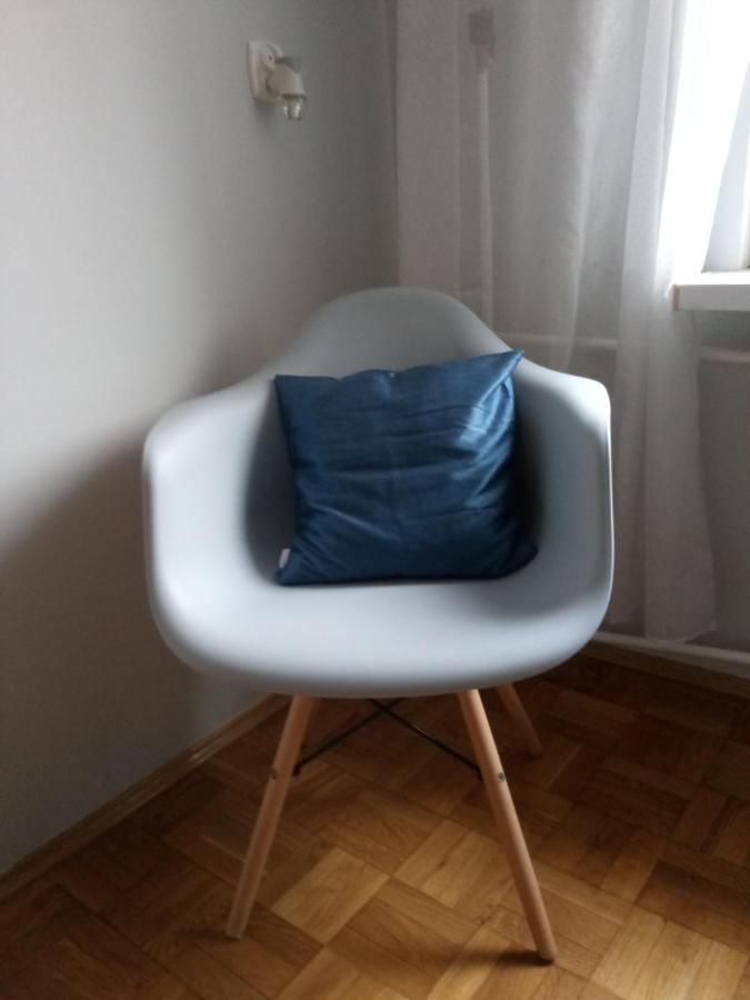 18 Apartament *