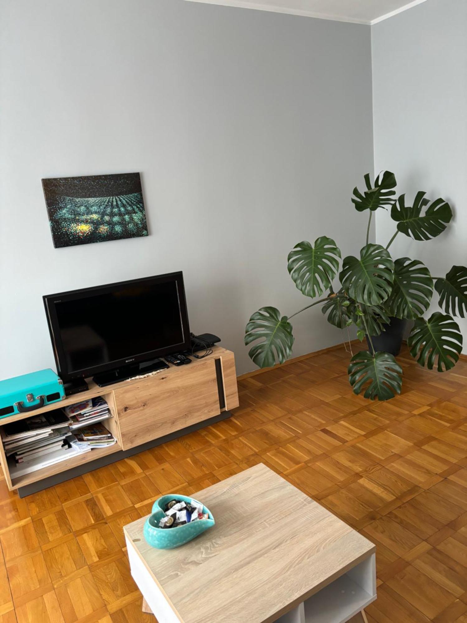 18 Apartament